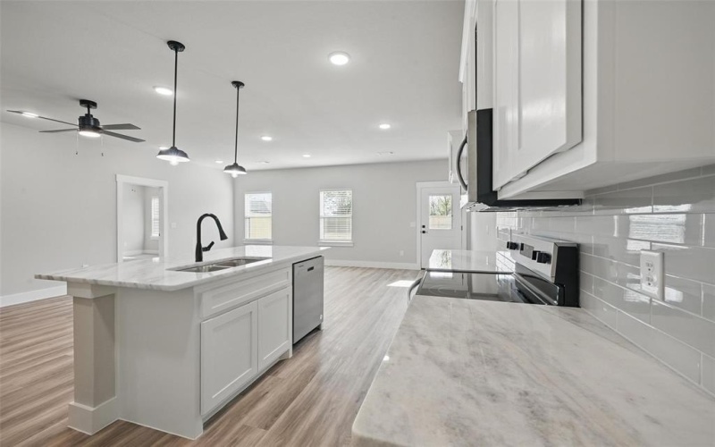 506 Broadway, Whitesboro, TX 76273, 3 Habitaciones Habitaciones , ,2 BañosBaños,Residential,En Venta,506 Broadway,20811325