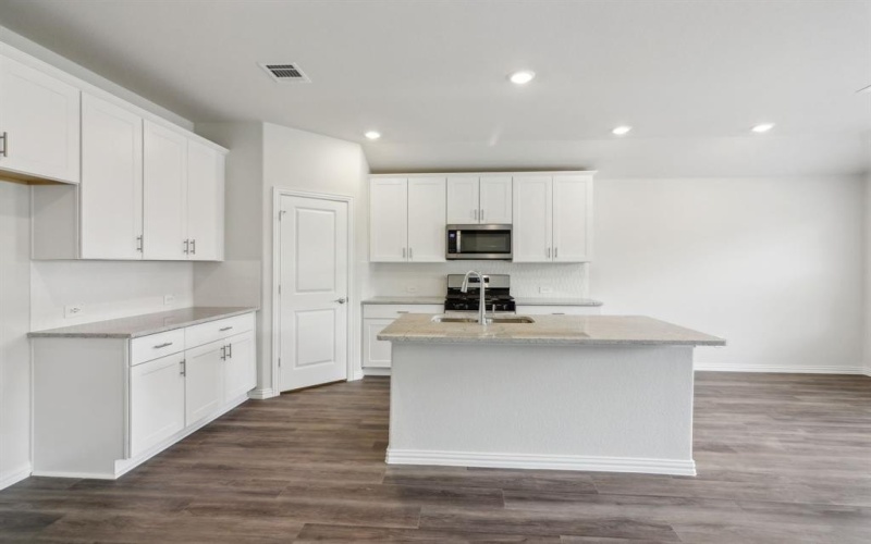 1339 Los Olmos Lane, Crandall, TX 75114, 3 Bedrooms Bedrooms, ,2 BathroomsBathrooms,Residential,For Sale,1339 Los Olmos Lane,20811333