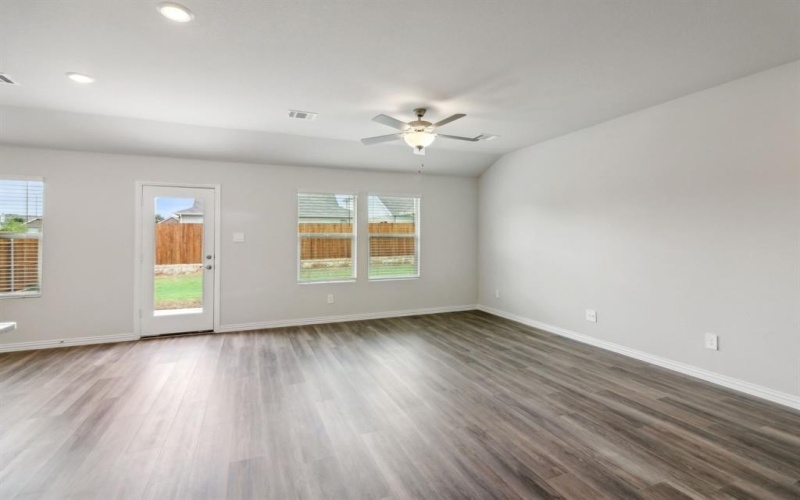 1339 Los Olmos Lane, Crandall, TX 75114, 3 Bedrooms Bedrooms, ,2 BathroomsBathrooms,Residential,For Sale,1339 Los Olmos Lane,20811333