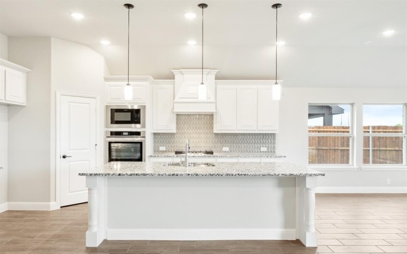 1313 Wrenwood Court, Red Oak, TX 75167, 3 Bedrooms Bedrooms, ,2 BathroomsBathrooms,Residential,For Sale,1313 Wrenwood Court,20816669