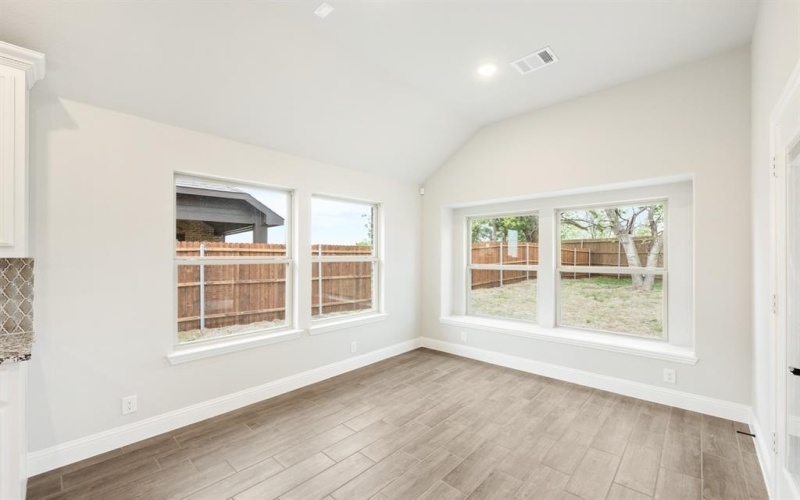 1313 Wrenwood Court, Red Oak, TX 75167, 3 Bedrooms Bedrooms, ,2 BathroomsBathrooms,Residential,For Sale,1313 Wrenwood Court,20816669