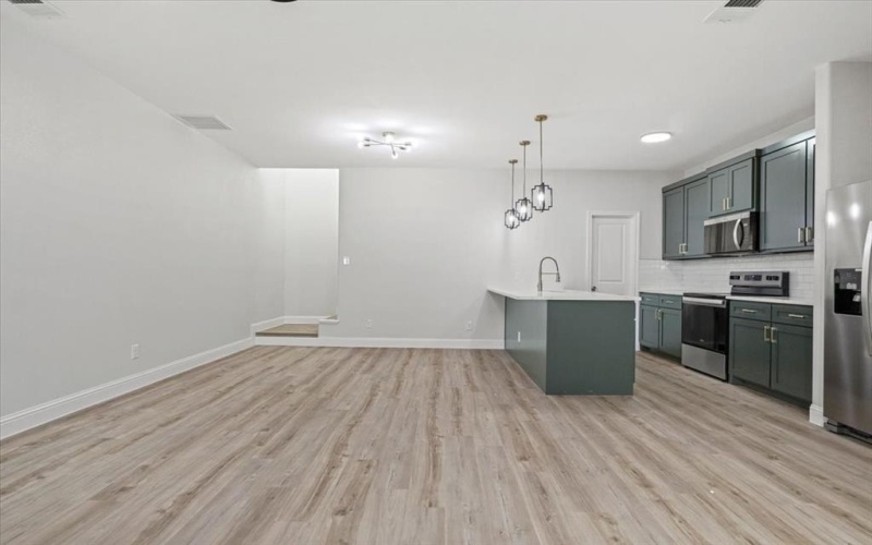 6305 Pebble Avenue, Dallas, TX 75217, 3 Bedrooms Bedrooms, ,2 BathroomsBathrooms,Residential,For Sale,6305 Pebble Avenue,20816840