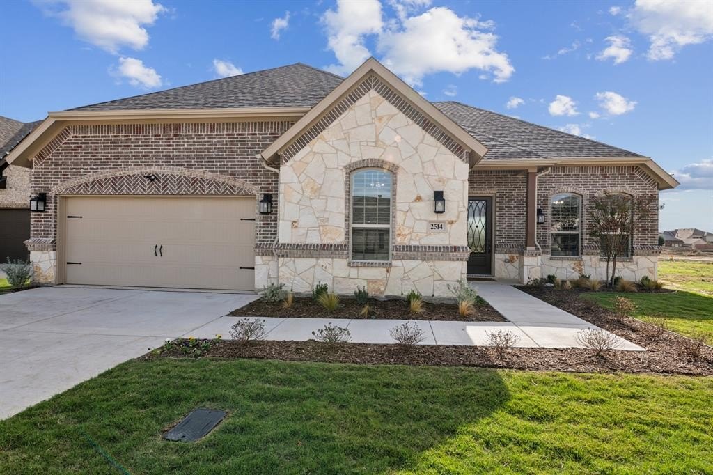 2514 Nueva Way, Mansfield, TX 76063, 2 Bedrooms Bedrooms, ,2 BathroomsBathrooms,Residential,For Sale,2514 Nueva Way,20817365