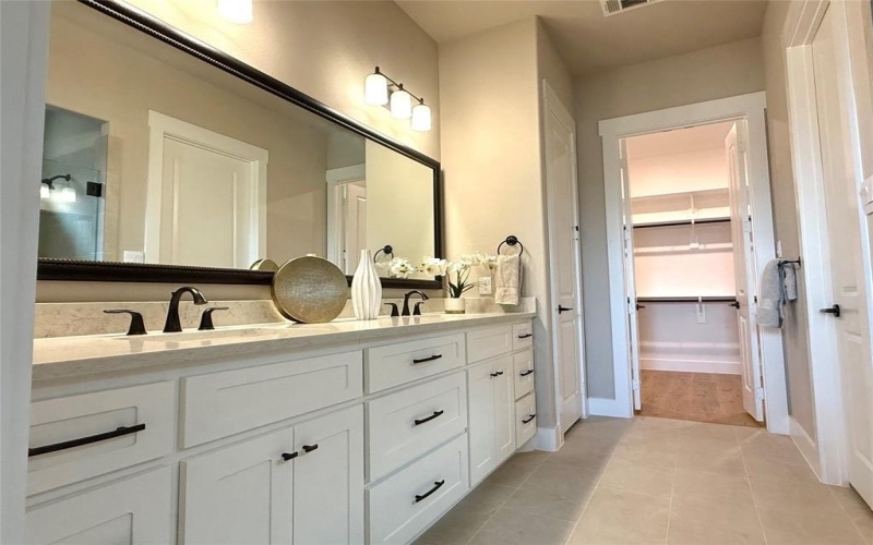 2514 Nueva Way, Mansfield, TX 76063, 2 Bedrooms Bedrooms, ,2 BathroomsBathrooms,Residential,For Sale,2514 Nueva Way,20817365
