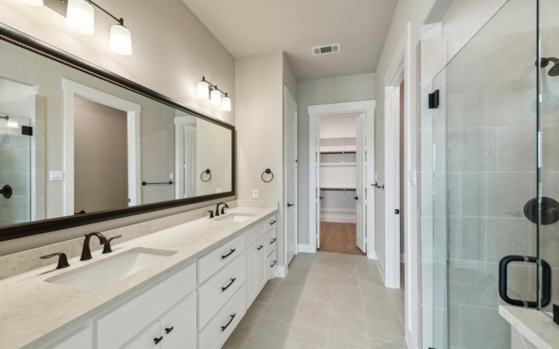 2514 Nueva Way, Mansfield, TX 76063, 2 Bedrooms Bedrooms, ,2 BathroomsBathrooms,Residential,For Sale,2514 Nueva Way,20817365