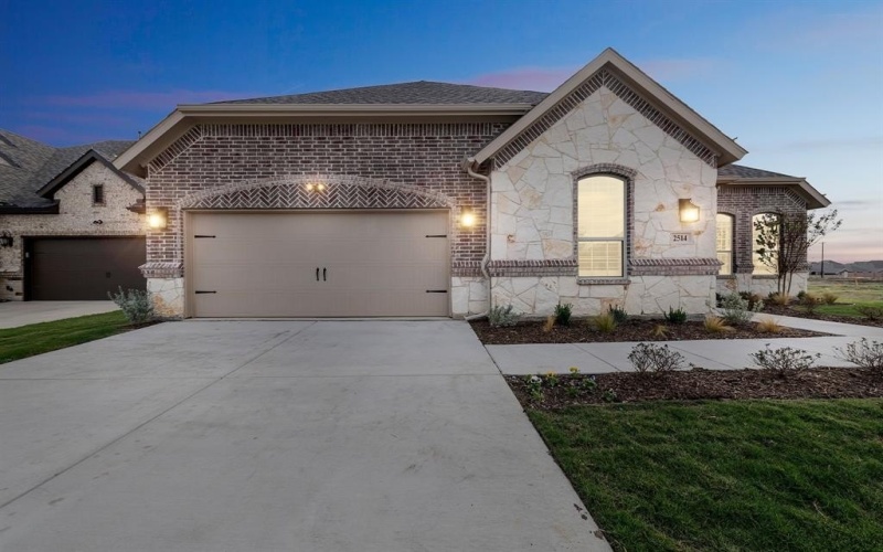 2514 Nueva Way, Mansfield, TX 76063, 2 Bedrooms Bedrooms, ,2 BathroomsBathrooms,Residential,For Sale,2514 Nueva Way,20817365
