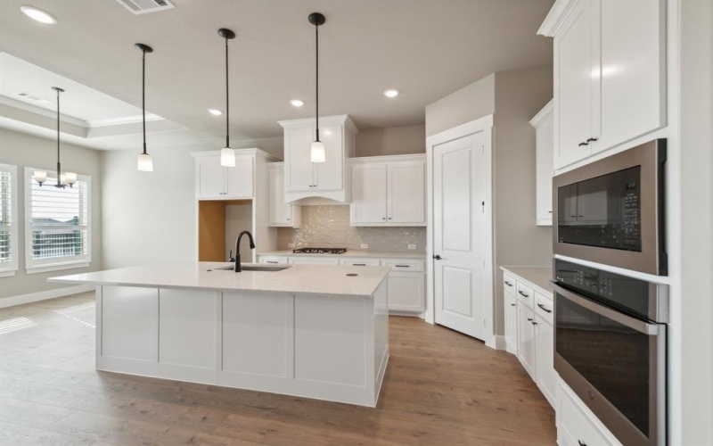 2514 Nueva Way, Mansfield, TX 76063, 2 Bedrooms Bedrooms, ,2 BathroomsBathrooms,Residential,For Sale,2514 Nueva Way,20817365