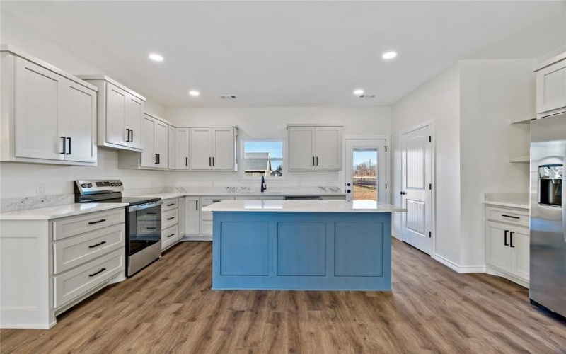 715 Daniel Street, Blossom, TX 75416, 3 Bedrooms Bedrooms, ,2 BathroomsBathrooms,Residential,For Sale,715 Daniel Street,20817607