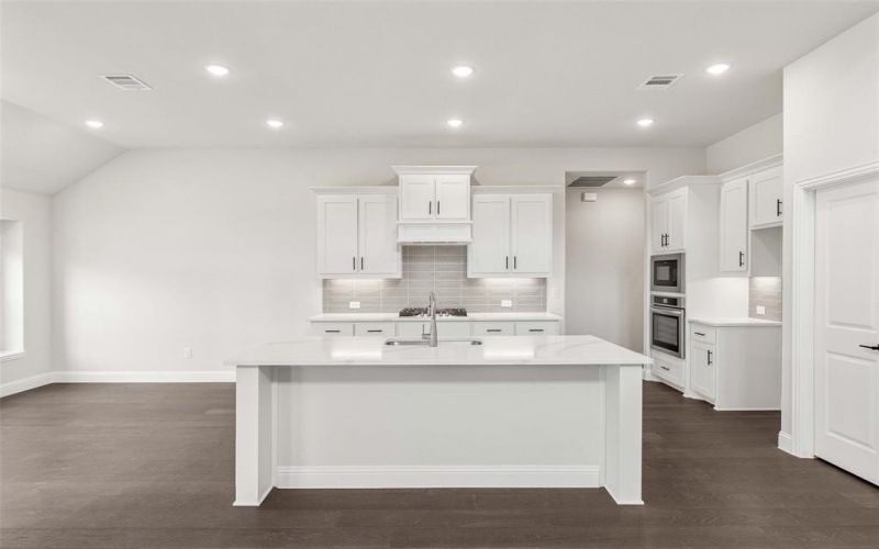 2409 Gentle Knoll Drive, Melissa, TX 75454, 4 Bedrooms Bedrooms, ,3 BathroomsBathrooms,Residential,For Sale,2409 Gentle Knoll Drive,20817614