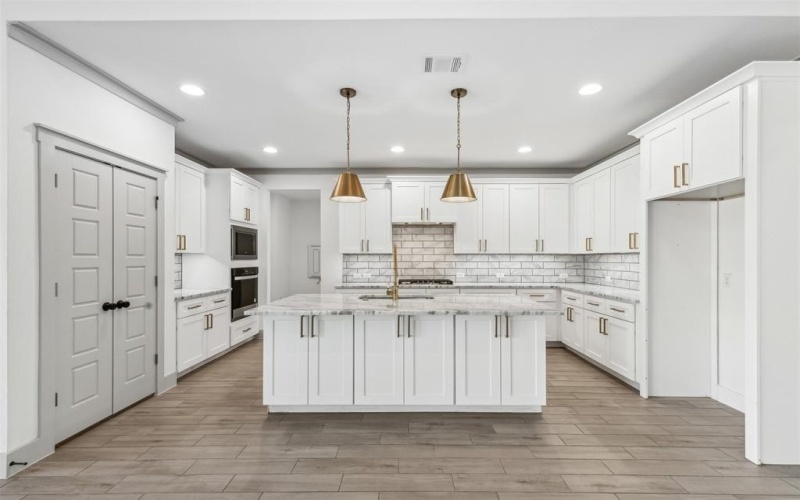 5804 Aton Avenue, Westworth Village, TX 76114, 3 Habitaciones Habitaciones , ,2 BañosBaños,Residential,En Venta,5804 Aton Avenue,20817617