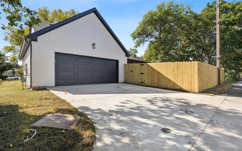 5804 Aton Avenue, Westworth Village, TX 76114, 3 Habitaciones Habitaciones , ,2 BañosBaños,Residential,En Venta,5804 Aton Avenue,20817617