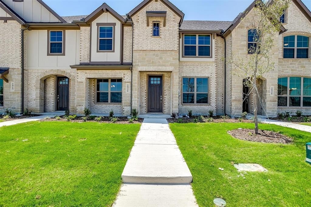 817 HOmeplace Circle, Mansfield, TX 76063, 3 Habitaciones Habitaciones , ,2 BañosBaños,Residential,En Venta,817 HOmeplace Circle,20817759