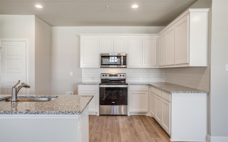 817 HOmeplace Circle, Mansfield, TX 76063, 3 Habitaciones Habitaciones , ,2 BañosBaños,Residential,En Venta,817 HOmeplace Circle,20817759