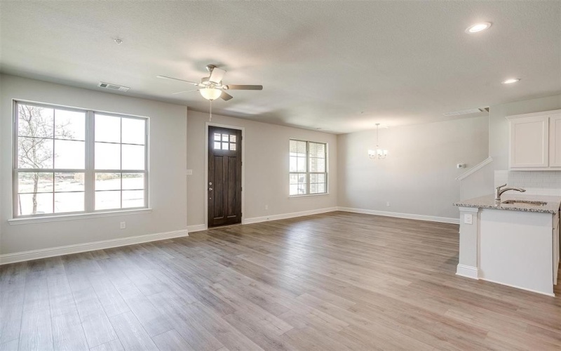 817 HOmeplace Circle, Mansfield, TX 76063, 3 Habitaciones Habitaciones , ,2 BañosBaños,Residential,En Venta,817 HOmeplace Circle,20817759