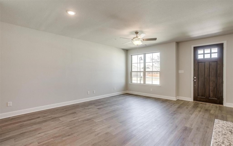 817 HOmeplace Circle, Mansfield, TX 76063, 3 Habitaciones Habitaciones , ,2 BañosBaños,Residential,En Venta,817 HOmeplace Circle,20817759