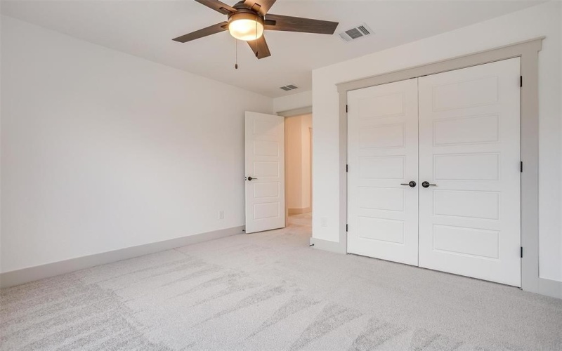 5805 Trigg Drive, Westworth Village, TX 76114, 4 Habitaciones Habitaciones , ,2 BañosBaños,Residential,En Venta,5805 Trigg Drive,20817808