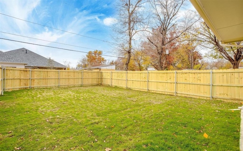 5805 Trigg Drive, Westworth Village, TX 76114, 4 Habitaciones Habitaciones , ,2 BañosBaños,Residential,En Venta,5805 Trigg Drive,20817808