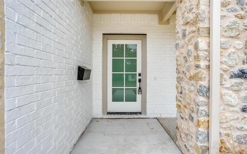5805 Trigg Drive, Westworth Village, TX 76114, 4 Habitaciones Habitaciones , ,2 BañosBaños,Residential,En Venta,5805 Trigg Drive,20817808