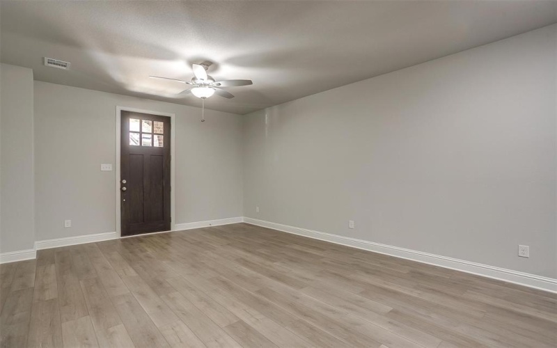 6803 Robert Reed Road, Arlington, TX 76001, 3 Bedrooms Bedrooms, ,2 BathroomsBathrooms,Residential,For Sale,6803 Robert Reed Road,0,20817856