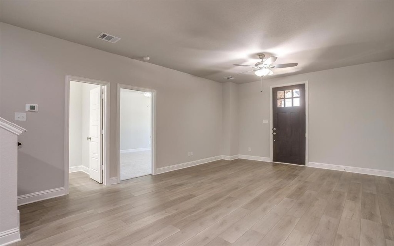 6803 Robert Reed Road, Arlington, TX 76001, 3 Bedrooms Bedrooms, ,2 BathroomsBathrooms,Residential,For Sale,6803 Robert Reed Road,0,20817856