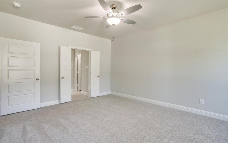 6803 Robert Reed Road, Arlington, TX 76001, 3 Bedrooms Bedrooms, ,2 BathroomsBathrooms,Residential,For Sale,6803 Robert Reed Road,0,20817856
