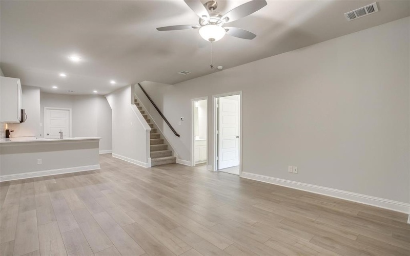 6803 Robert Reed Road, Arlington, TX 76001, 3 Bedrooms Bedrooms, ,2 BathroomsBathrooms,Residential,For Sale,6803 Robert Reed Road,0,20817856