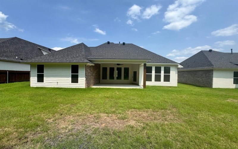 686 Newburyport Street, Blanchard, LA 71107, 3 Bedrooms Bedrooms, ,2 BathroomsBathrooms,Residential,For Sale,686 Newburyport Street,20817857