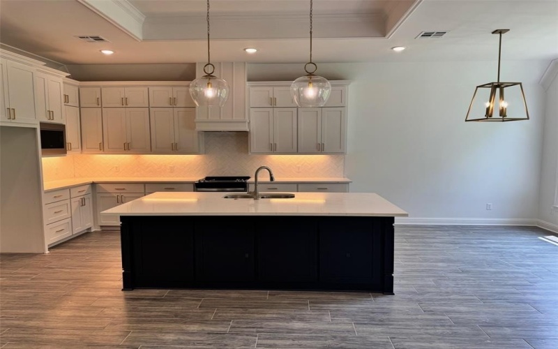 686 Newburyport Street, Blanchard, LA 71107, 3 Bedrooms Bedrooms, ,2 BathroomsBathrooms,Residential,For Sale,686 Newburyport Street,20817857