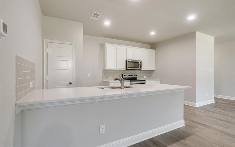 6807 Robert Reed Road, Arlington, TX 76001, 3 Bedrooms Bedrooms, ,2 BathroomsBathrooms,Residential,For Sale,6807 Robert Reed Road,0,20817887