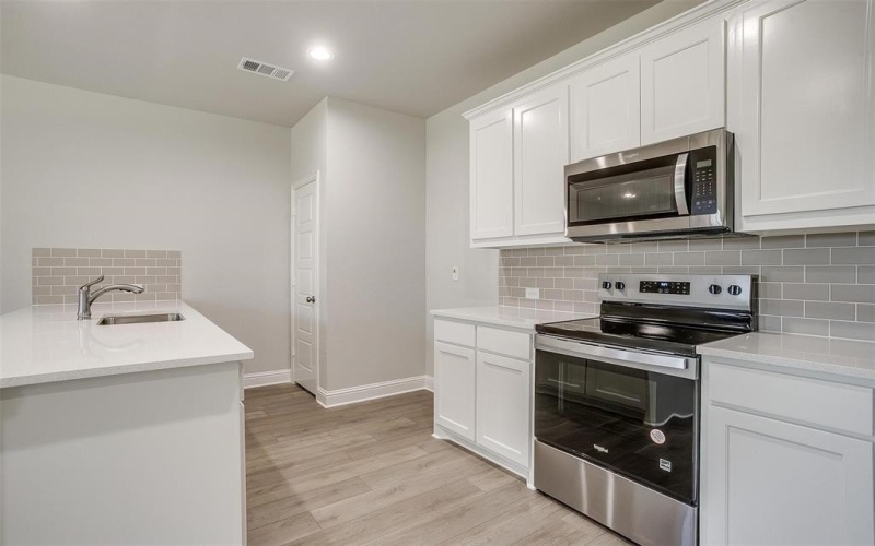 6807 Robert Reed Road, Arlington, TX 76001, 3 Bedrooms Bedrooms, ,2 BathroomsBathrooms,Residential,For Sale,6807 Robert Reed Road,0,20817887