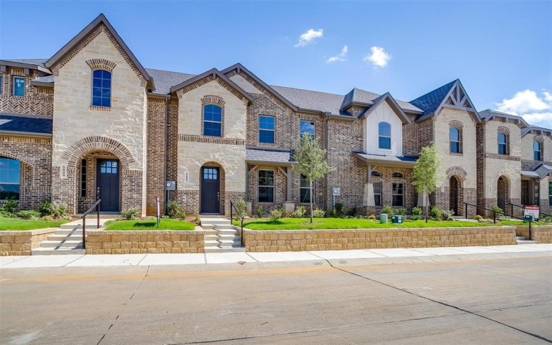 6807 Robert Reed Road, Arlington, TX 76001, 3 Bedrooms Bedrooms, ,2 BathroomsBathrooms,Residential,For Sale,6807 Robert Reed Road,0,20817887