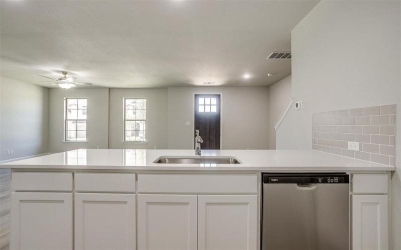 6807 Robert Reed Road, Arlington, TX 76001, 3 Bedrooms Bedrooms, ,2 BathroomsBathrooms,Residential,For Sale,6807 Robert Reed Road,0,20817887