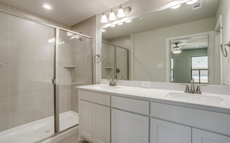 6807 Robert Reed Road, Arlington, TX 76001, 3 Bedrooms Bedrooms, ,2 BathroomsBathrooms,Residential,For Sale,6807 Robert Reed Road,0,20817887