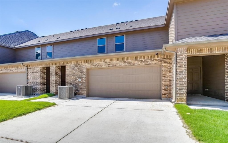 6807 Robert Reed Road, Arlington, TX 76001, 3 Bedrooms Bedrooms, ,2 BathroomsBathrooms,Residential,For Sale,6807 Robert Reed Road,0,20817887