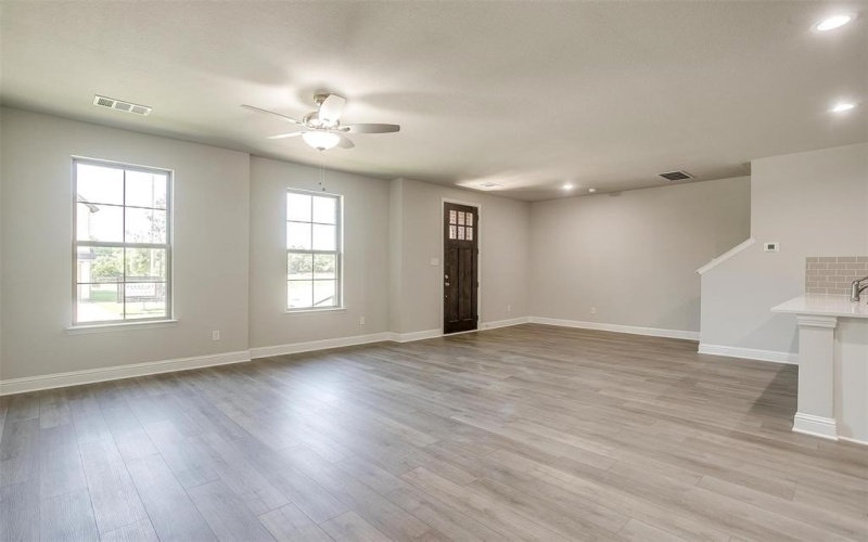 6807 Robert Reed Road, Arlington, TX 76001, 3 Bedrooms Bedrooms, ,2 BathroomsBathrooms,Residential,For Sale,6807 Robert Reed Road,0,20817887