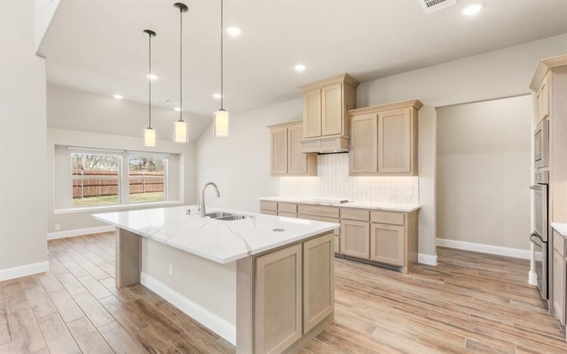 4053 Alpine Street, Midlothian, TX 76065, 5 Bedrooms Bedrooms, ,5 BathroomsBathrooms,Residential,For Sale,4053 Alpine Street,20818064