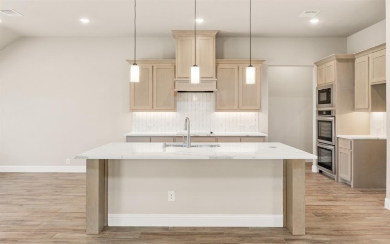 4053 Alpine Street, Midlothian, TX 76065, 5 Bedrooms Bedrooms, ,5 BathroomsBathrooms,Residential,For Sale,4053 Alpine Street,20818064