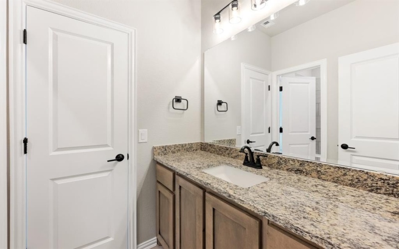 4053 Alpine Street, Midlothian, TX 76065, 5 Bedrooms Bedrooms, ,5 BathroomsBathrooms,Residential,For Sale,4053 Alpine Street,20818064