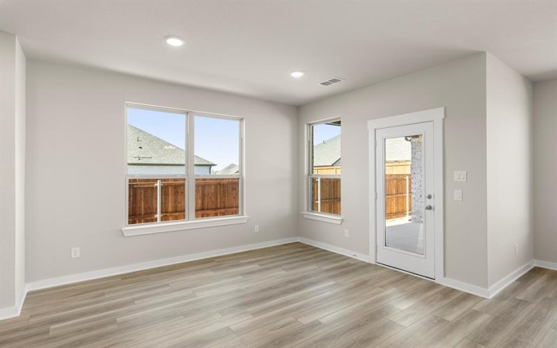 747 Embrace, Lavon, TX 75166, 4 Bedrooms Bedrooms, ,3 BathroomsBathrooms,Residential,For Sale,747 Embrace,20821902