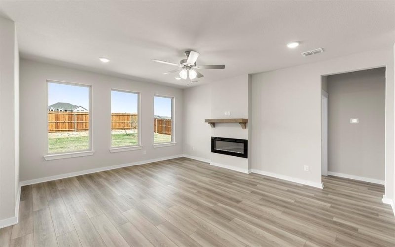 747 Embrace, Lavon, TX 75166, 4 Bedrooms Bedrooms, ,3 BathroomsBathrooms,Residential,For Sale,747 Embrace,20821902