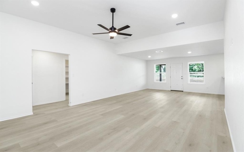804 Bella Boulevard, Coleman, TX 76834, 3 Habitaciones Habitaciones , ,2 BañosBaños,Residential,En Venta,804 Bella Boulevard,20818267