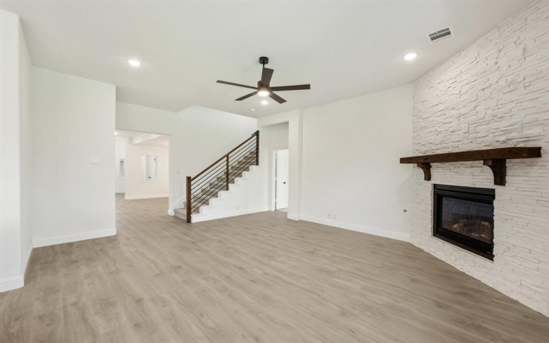 1205 Sylvia Street, DeSoto, TX 75115, 4 Bedrooms Bedrooms, ,3 BathroomsBathrooms,Residential,For Sale,1205 Sylvia Street,20821973