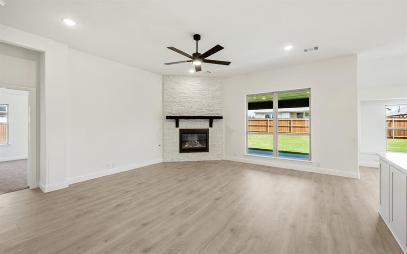 1205 Sylvia Street, DeSoto, TX 75115, 4 Bedrooms Bedrooms, ,3 BathroomsBathrooms,Residential,For Sale,1205 Sylvia Street,20821973
