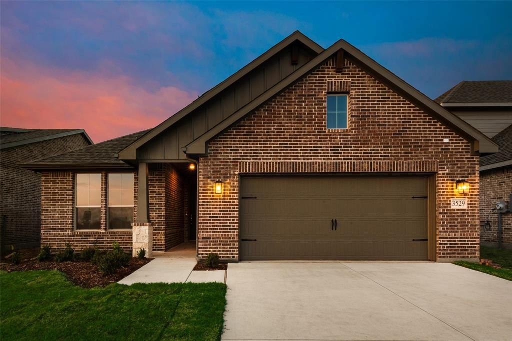 3529 Columbus Street, Gainesville, TX 76240, 4 Bedrooms Bedrooms, ,2 BathroomsBathrooms,Residential,For Sale,3529 Columbus Street,20822013