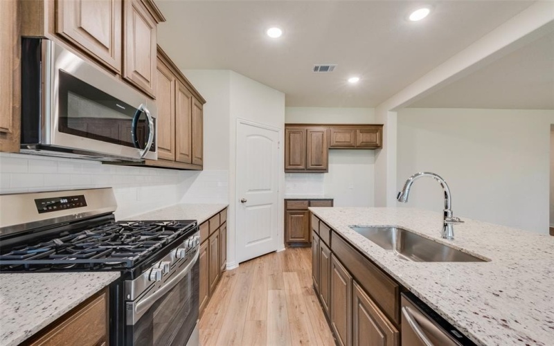 3529 Columbus Street, Gainesville, TX 76240, 4 Bedrooms Bedrooms, ,2 BathroomsBathrooms,Residential,For Sale,3529 Columbus Street,20822013