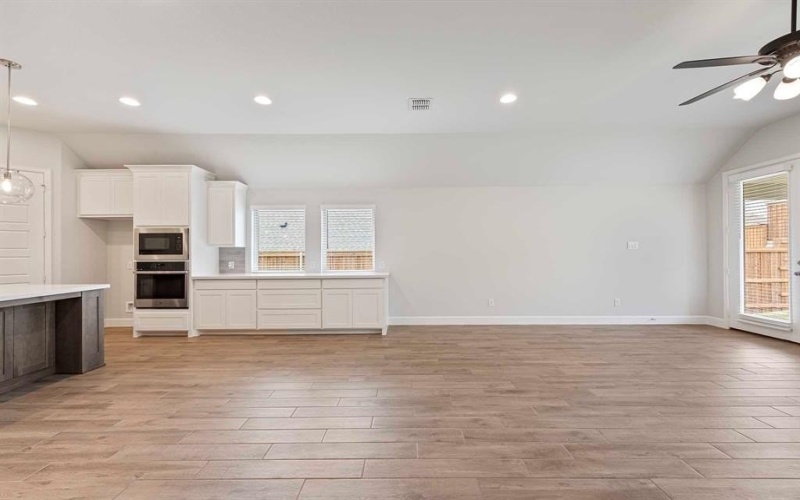 162 Pecan Lane, Rhome, TX 76078, 4 Habitaciones Habitaciones , ,3 BañosBaños,Residential,En Venta,162 Pecan Lane,20819928