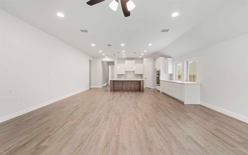162 Pecan Lane, Rhome, TX 76078, 4 Habitaciones Habitaciones , ,3 BañosBaños,Residential,En Venta,162 Pecan Lane,20819928
