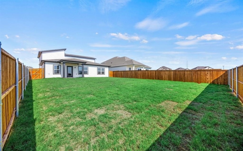 3316 Fortress Way, Denton, TX 76208, 4 Habitaciones Habitaciones , ,3 BañosBaños,Residential,En Venta,3316 Fortress Way,0,20820184