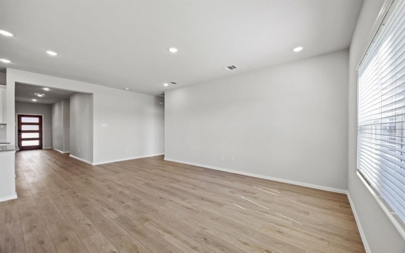 3316 Fortress Way, Denton, TX 76208, 4 Habitaciones Habitaciones , ,3 BañosBaños,Residential,En Venta,3316 Fortress Way,0,20820184