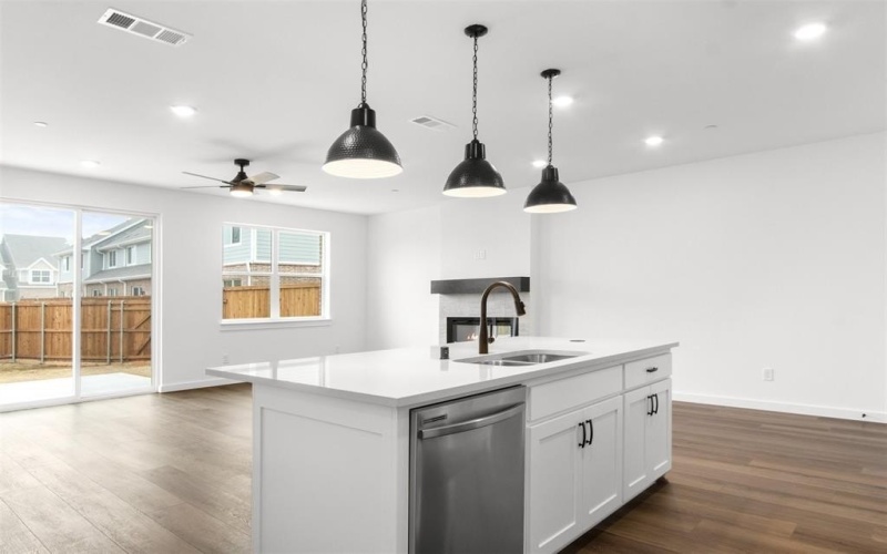 725 Tower Road, Wylie, TX 75098, 2 Bedrooms Bedrooms, ,2 BathroomsBathrooms,Residential,For Sale,725 Tower Road,20820392